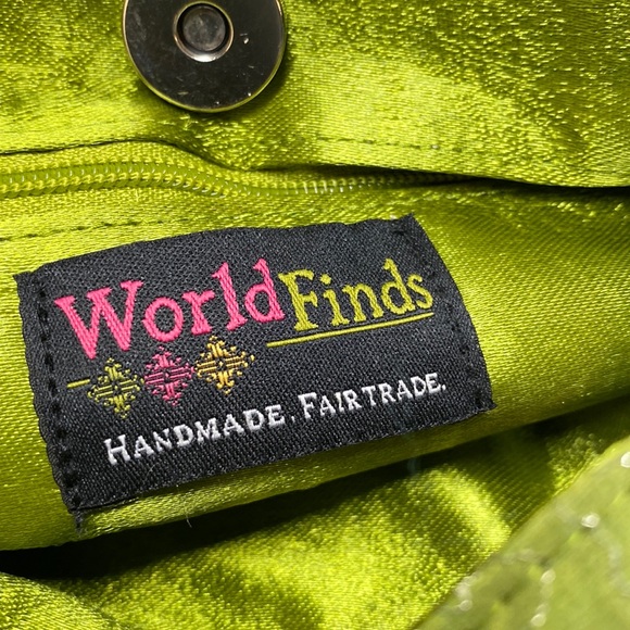 NWT World Finds Green Indian Sari Bowling Handmade Beaded Handbag - Picture 12 of 15